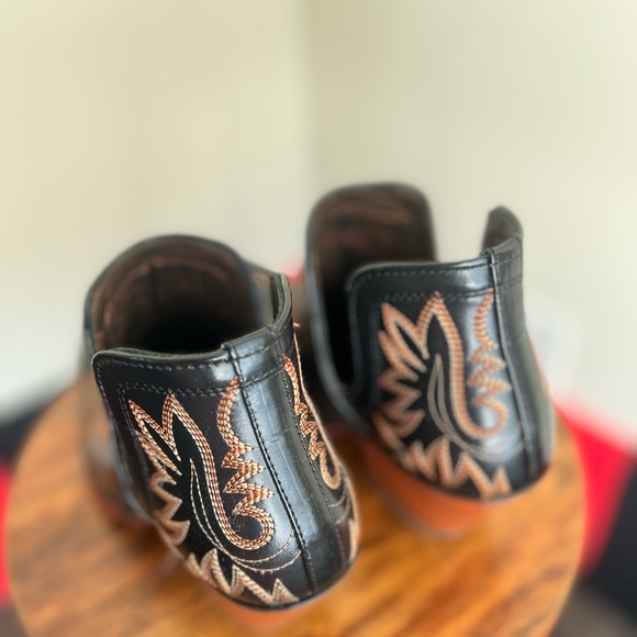 Ariat Black and Brown Ankle Boots - Picture 6 of 9